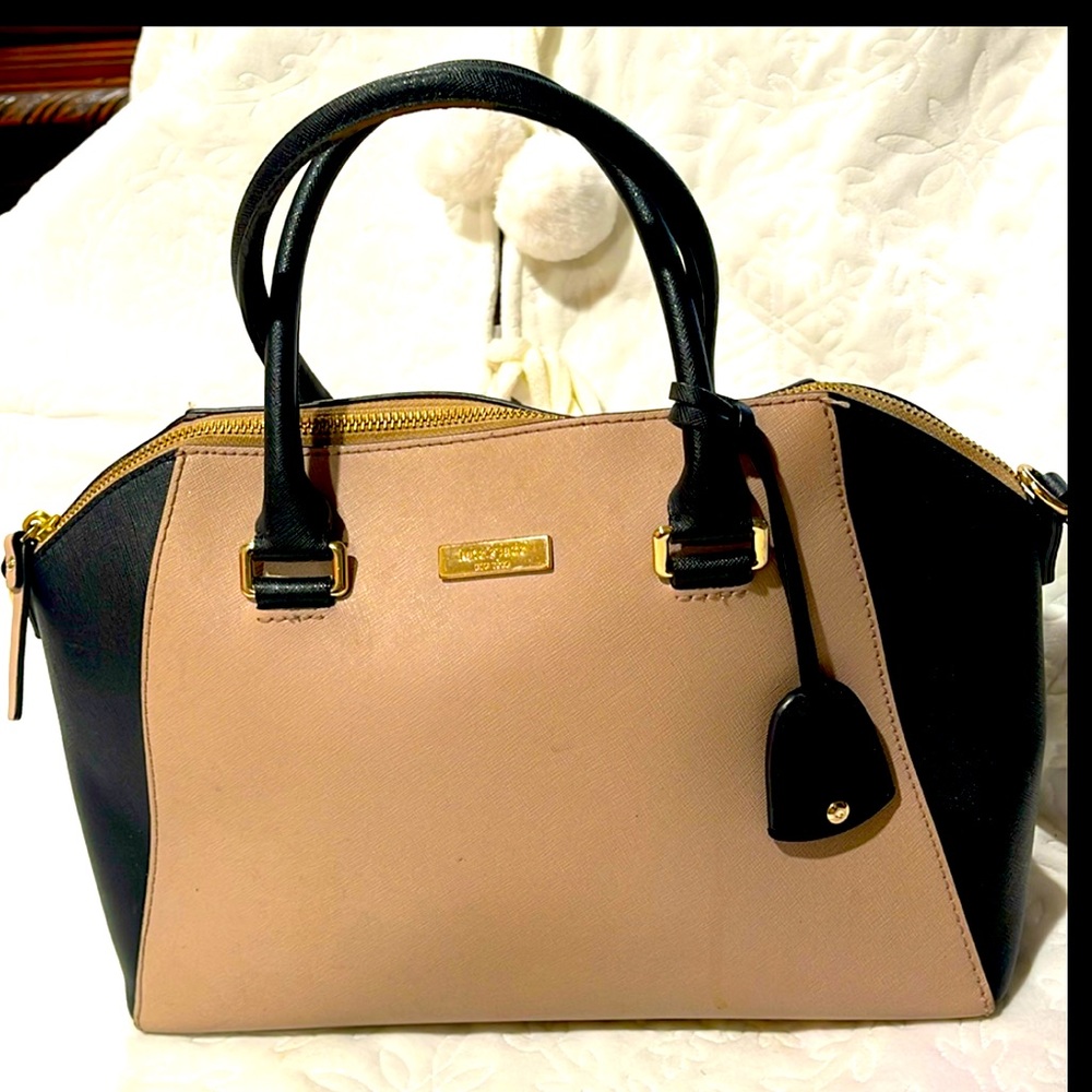 “Kate Spade” original Black & Tan Purse 👜